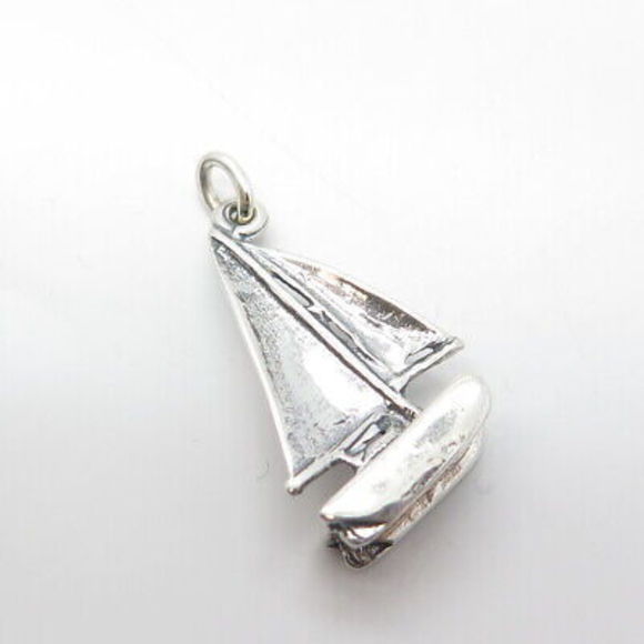 925 Sterling Silver Vintage Sailboat 3D Pendant - Picture 4 of 9